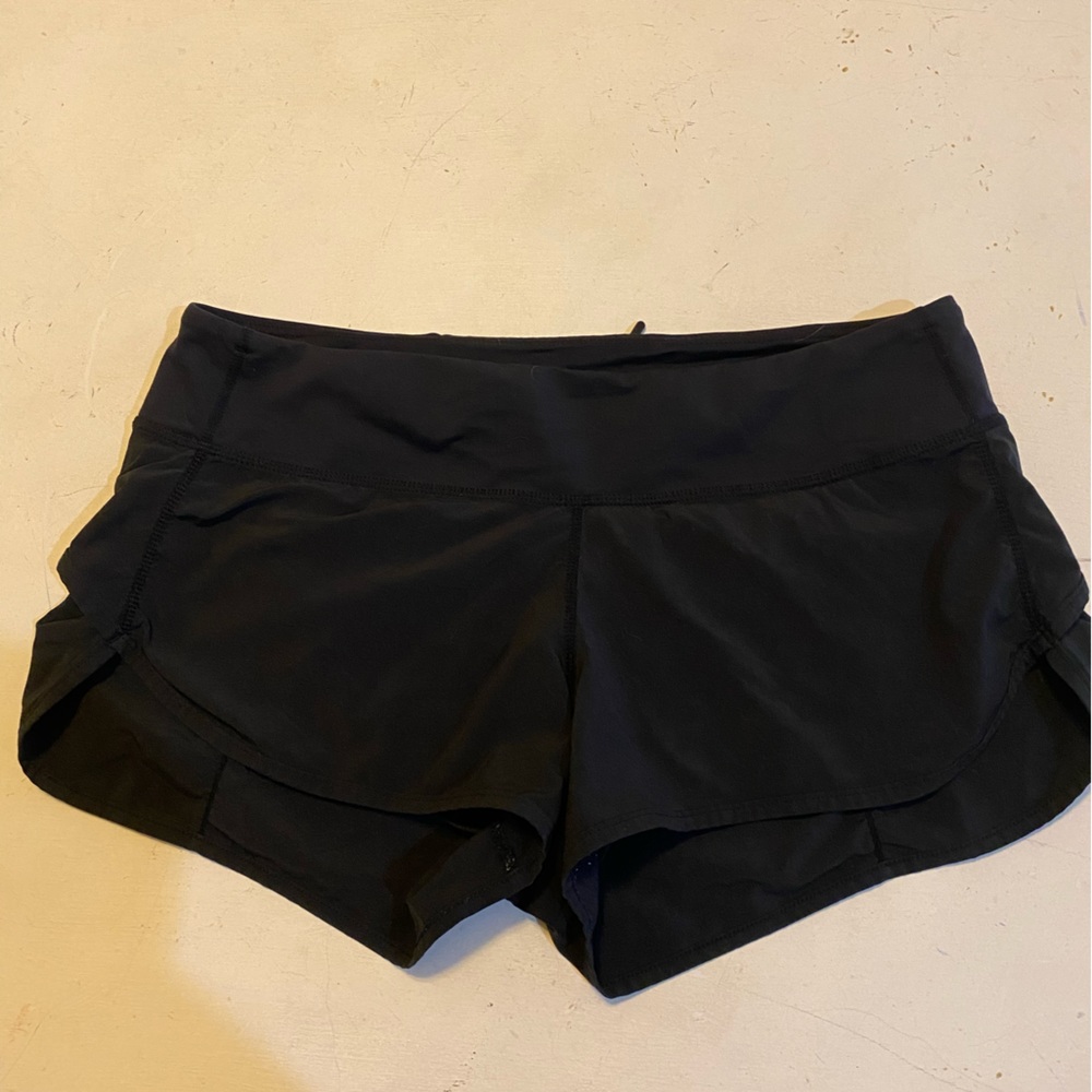 Lululemon Black Speed Short Size 8